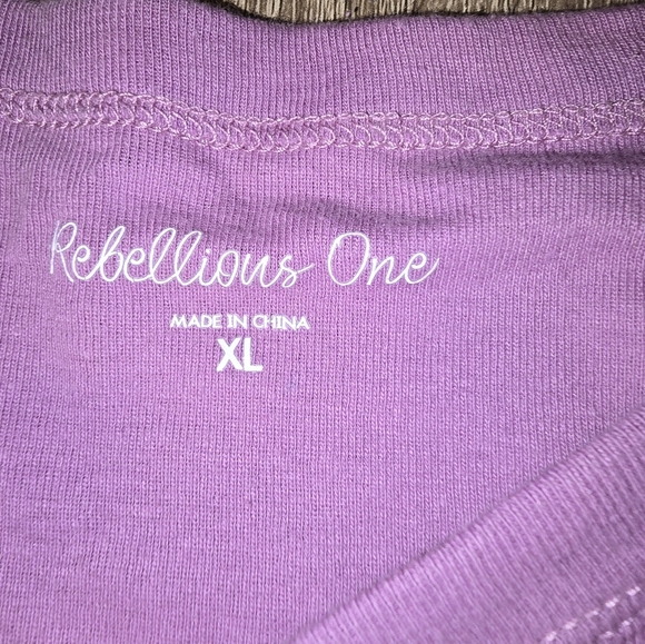 LOT of 2 Tops Rebellious One from Macy's Graphic Tees Junior's XL or Women's L - Picture 9 of 13